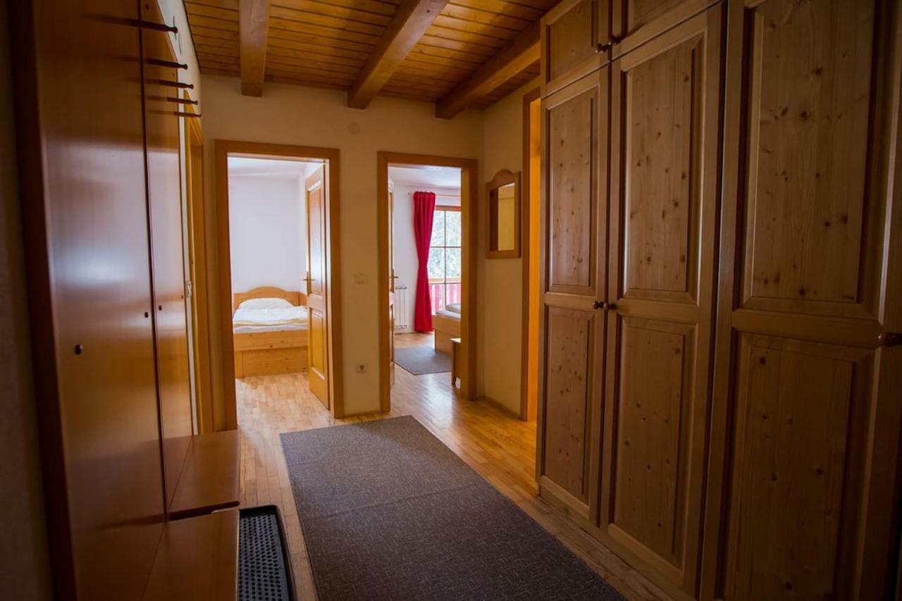 Bolfenk Lodge Apartment ホコ・ポホリェ エクステリア 写真